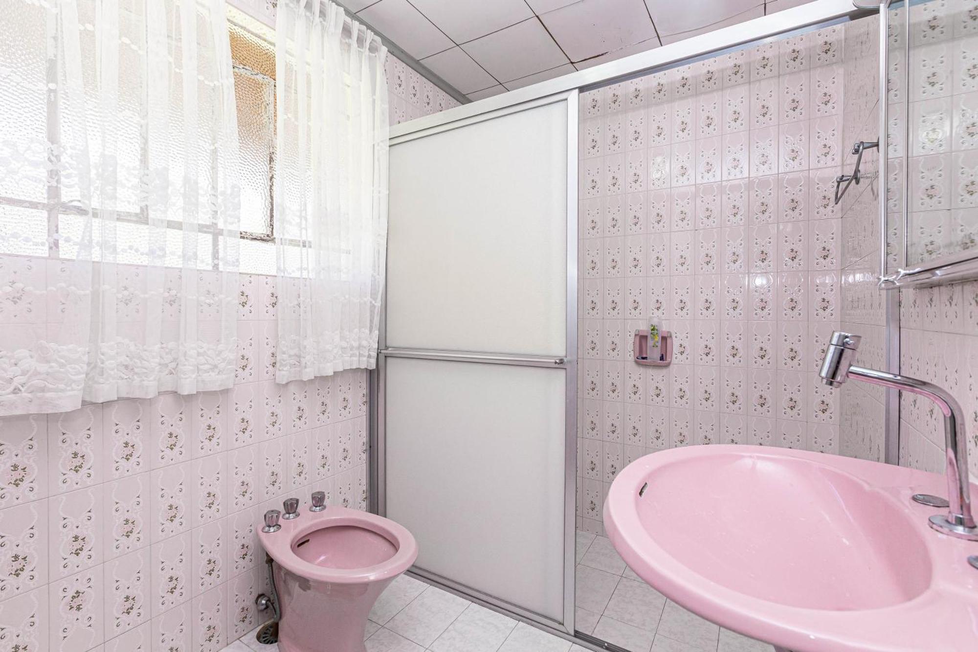 Memora Guesthouse Curitiba - Quartos Em Casa Proximo Ao Parque Bacacheri Ngoại thất bức ảnh